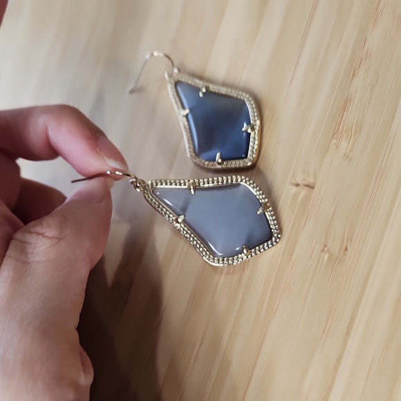 Kendra Scott Grey Drop Earrings - Picture 4 of 4